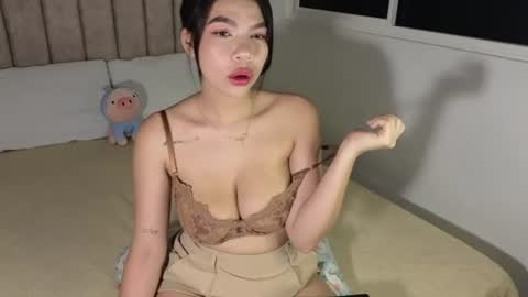 Mia online show from June 2026 05:23:01 AM