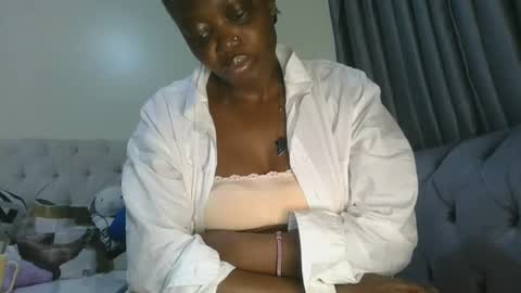 Snapshot of cilia_petite chatting on June 2026 09:58:01 AM cilia petite online show from June 2026 09:58:01 AM