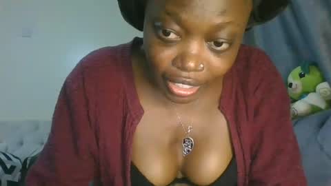 Snapshot of cilia_petite chatting on June 2026 07:12:01 PM cilia petite online show from June 2026 07:12:01 PM