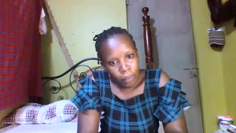 Snapshot of cinddy_14 chatting on January 2025 03:47:01 PM cinddy 14 online show from January 2025 03:47:01 PM