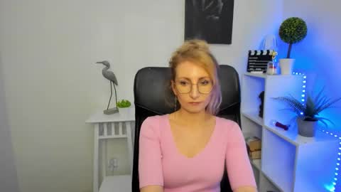 Cinderella online show from February 2026 06:32:02 AM