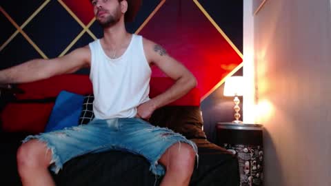 CindyandCarlo online show from December 2024 03:33:02 PM