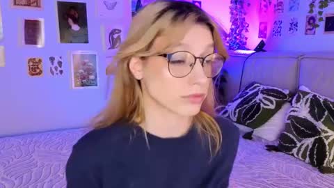 cindymori online show from May 2026 06:10:02 AM