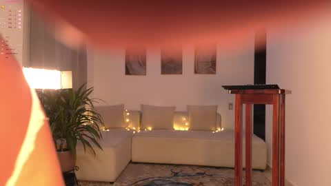 cinnamon__criss online show from February 2026 02:05:01 AM