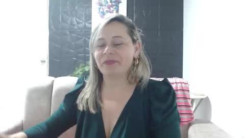 Snapshot of cinthia1609 chatting on February 2025 11:00:02 PM cinthia1609 online show from February 2025 11:00:02 PM
