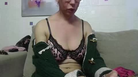 Snapshot of cinthia2525 chatting on March 2025 12:09:02 PM cinthia2525 online show from March 2025 12:09:02 PM