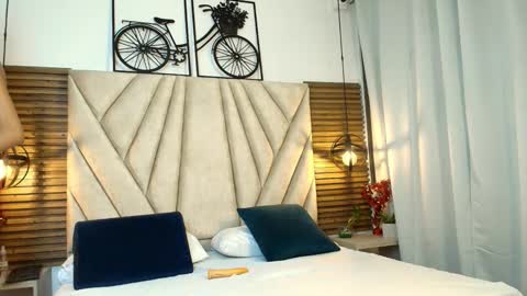 cinthiabaker online show from October 2025 11:21:02 AM