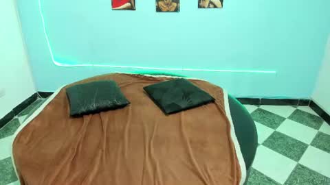 Cinthya online show from June 2026 05:58:01 PM