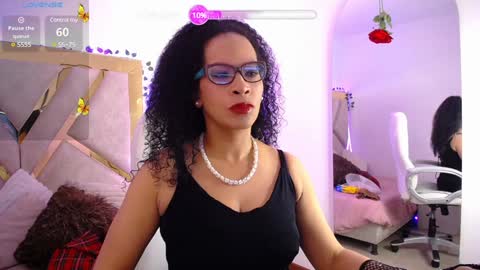 Snapshot of cintia_holms chatting on January 2025 12:24:01 PM Cintia online show from January 2025 12:24:01 PM