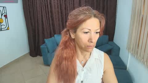 Snapshot of cintiagreyx chatting on February 2025 11:32:02 AM CINTIA online show from February 2025 11:32:02 AM