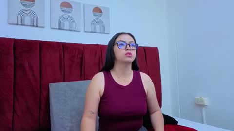 cintya and roger online show from February 2026 01:10:02 AM