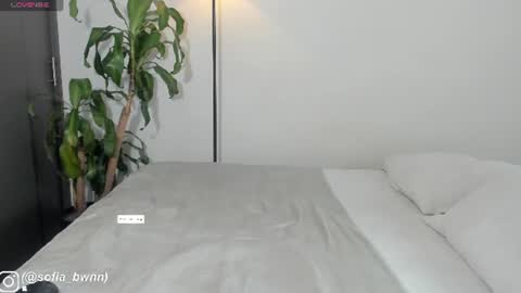 Snapshot of cintya_brown chatting on June 2026 05:06:02 PM Sofia OF online show from June 2026 05:06:02 PM