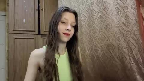 Lisa Salivan online show from December 2025 11:10:01 PM