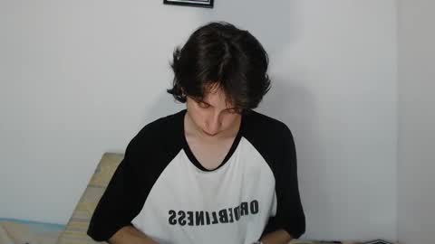 Snapshot of cirosky_elchicopolla chatting on March 2026 04:29:02 AM cirosky_elchicopolla online show from March 2026 04:29:02 AM