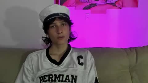 Snapshot of cirosky_elchicopolla chatting on March 2026 03:33:01 AM cirosky_elchicopolla online show from March 2026 03:33:01 AM