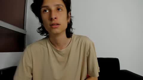 cirosky_elchicopolla online show from May 2026 01:33:01 AM