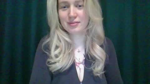 Snapshot of citrusblissss chatting on March 2025 01:03:01 PM citrusblissss online show from March 2025 01:03:01 PM