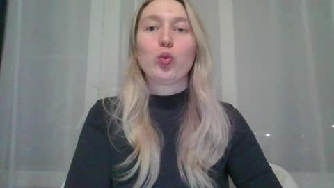 Snapshot of citrusblissss chatting on March 2025 02:01:02 PM citrusblissss online show from March 2025 02:01:02 PM