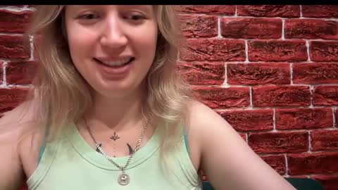 citrusblissss online show from October 2025 02:17:02 PM