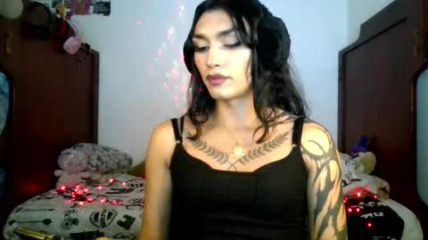 Snapshot of citry_tv chatting on December 2024 08:13:01 AM Citrina Tallulah Vanexandra online show from December 2024 08:13:01 AM
