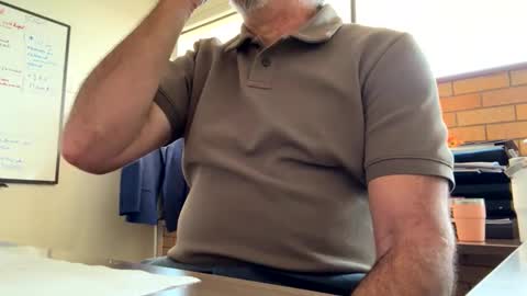 Cjd32 online show from September 2025 06:19:02 PM