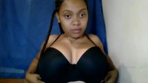 ckamilla45 online show from September 2025 04:41:02 PM