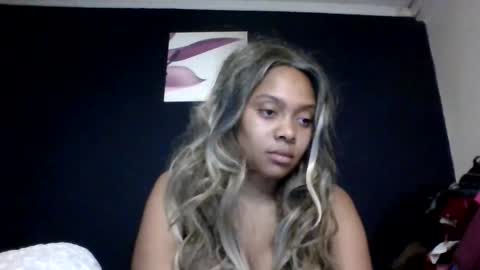 ckamilla45 online show from November 2025 03:30:02 AM