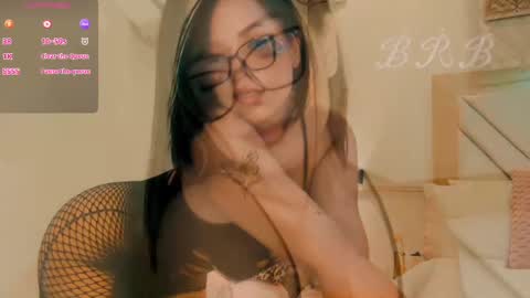 Claire 3 online show from September 2025 01:40:02 AM