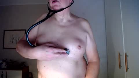 Snapshot of clacock chatting on December 2025 10:20:02 AM clacock online show from December 2025 10:20:02 AM