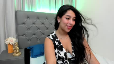 Snapshot of claire_aristizabal chatting on December 2024 10:23:02 PM claire aristizabal online show from December 2024 10:23:02 PM