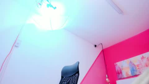 Snapshot of claire_aristizabal chatting on January 2025 12:06:01 PM claire aristizabal online show from January 2025 12:06:01 PM