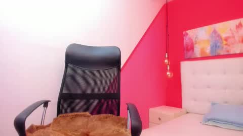 Snapshot of claire_aristizabal chatting on January 2025 03:52:02 AM claire aristizabal online show from January 2025 03:52:02 AM