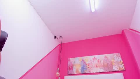 Snapshot of claire_aristizabal chatting on February 2025 06:51:02 AM claire aristizabal online show from February 2025 06:51:02 AM