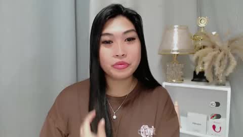 CLAIRE online show from April 2026 07:35:01 AM