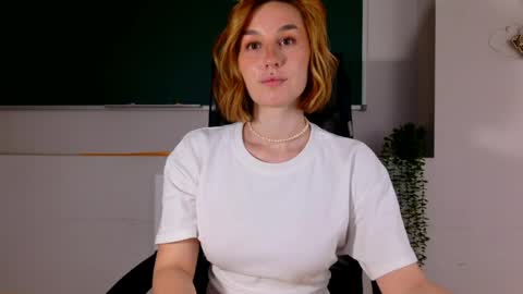 Snapshot of clairemathis chatting on May 2026 03:07:01 PM Claire online show from May 2026 03:07:01 PM