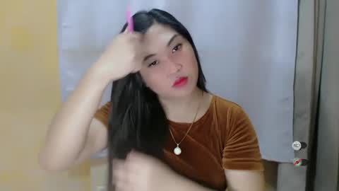 Snapshot of clairewntr_ chatting on December 2024 04:20:01 AM CLAIRE online show from December 2024 04:20:01 AM