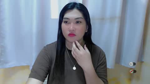Snapshot of clairewntr_ chatting on December 2024 05:48:01 AM CLAIRE online show from December 2024 05:48:01 AM