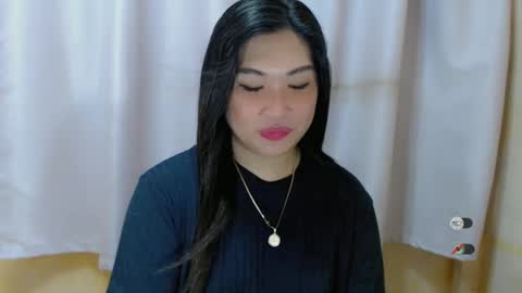 Snapshot of clairewntr_ chatting on December 2024 05:48:01 AM CLAIRE online show from December 2024 05:48:01 AM