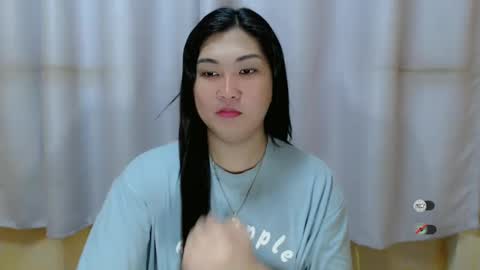 Snapshot of clairewntr_ chatting on December 2024 07:21:01 PM CLAIRE online show from December 2024 07:21:01 PM