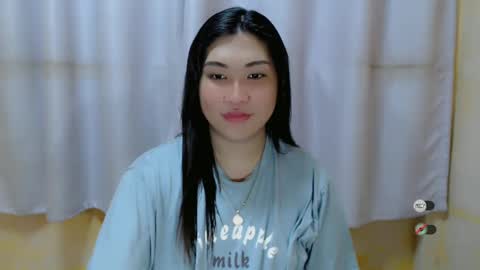 Snapshot of clairewntr_ chatting on December 2024 08:33:02 AM CLAIRE online show from December 2024 08:33:02 AM