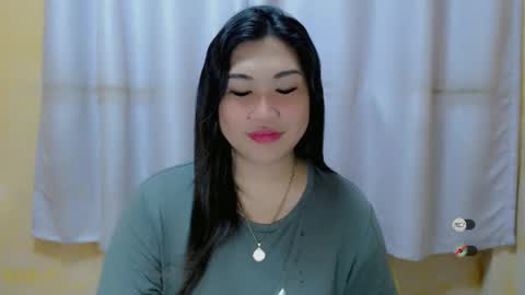 Snapshot of clairewntr_ chatting on December 2024 03:49:01 AM CLAIRE online show from December 2024 03:49:01 AM