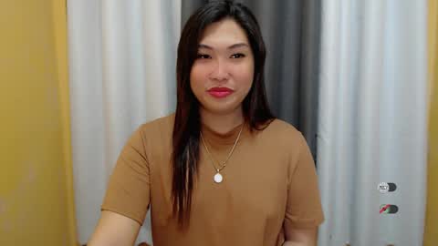 Snapshot of clairewntr_ chatting on December 2024 03:04:01 PM CLAIRE online show from December 2024 03:04:01 PM