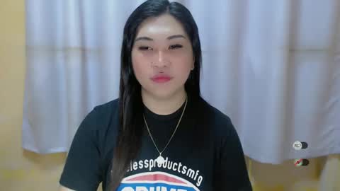 Snapshot of clairewntr_ chatting on December 2024 04:05:02 AM CLAIRE online show from December 2024 04:05:02 AM