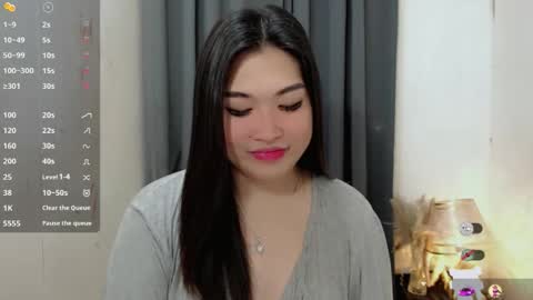 Snapshot of clairewntr_ chatting on November 2025 04:04:01 AM CLAIRE online show from November 2025 04:04:01 AM