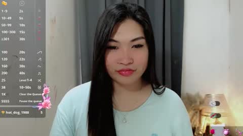 Snapshot of clairewntr_ chatting on November 2025 05:17:01 AM CLAIRE online show from November 2025 05:17:01 AM