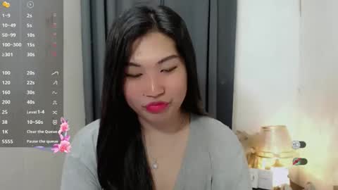 CLAIRE online show from December 2025 04:30:02 AM