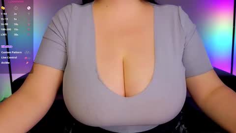 Snapshot of clara4love chatting on October 2025 09:57:01 PM Clara online show from October 2025 09:57:01 PM