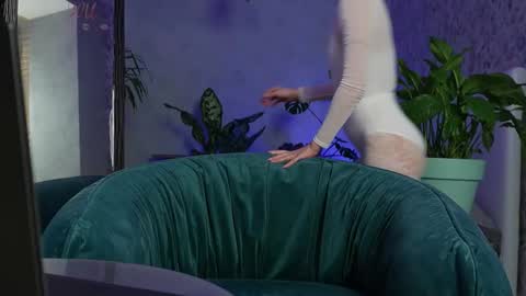 Clara online show from February 2026 07:09:02 PM