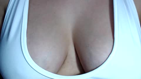 CLARA AT YOUR SERVICE online show from February 2026 08:08:02 AM