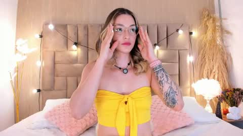 Clara del mar online show from April 2026 09:56:02 AM